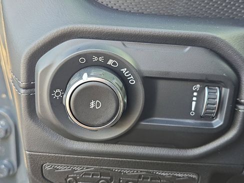 New 2026 Jeep Wrangler Unlimited Rubicon w/ Safety Group image 26