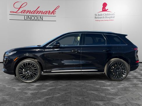 Certified 2022 Lincoln Corsair Reserve image 2