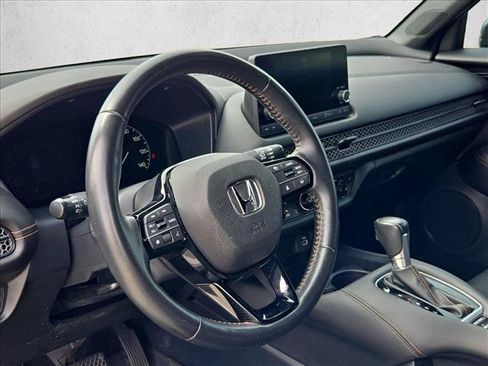 Used 2023 Honda HR-V Sport image 10