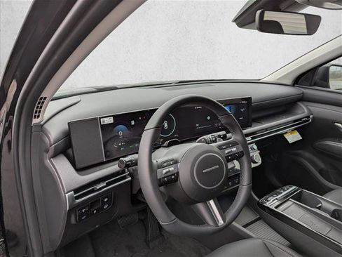 Certified 2025 Hyundai Tucson SEL w/ Tow & Go Package image 12