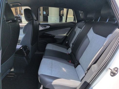 Used 2023 Volkswagen ID.4 Pro RWD image 21