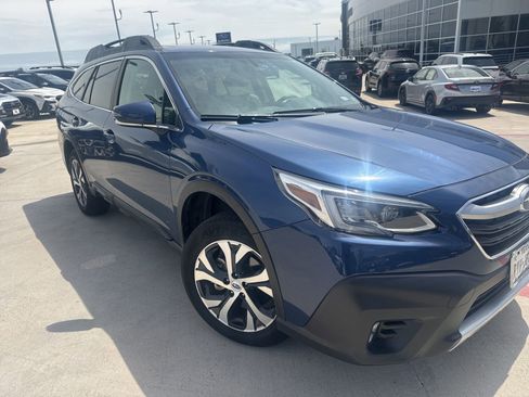 Used 2021 Subaru Outback Limited image 10