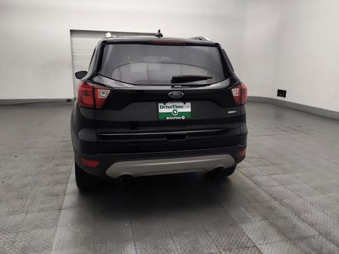 Used 2019 Ford Escape Titanium AWD/4WD image 6