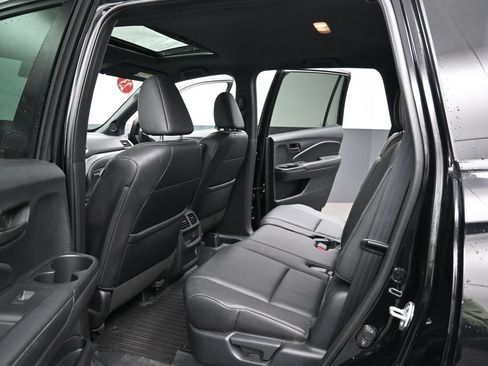 Used 2023 Honda Passport EX-L image 29