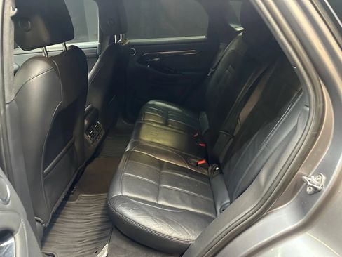 Used 2020 Land Rover Range Rover Evoque S image 21