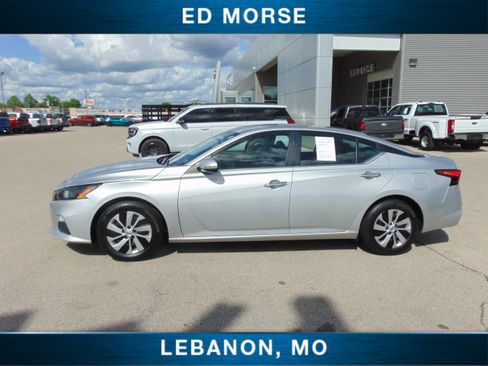 Used 2022 Nissan Altima 2.5 S FWD image 2
