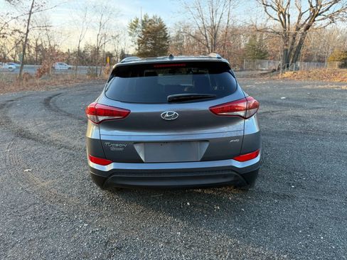 Used 2017 Hyundai Tucson SE image 6