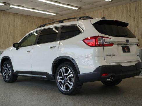 Used 2026 Subaru Ascent Touring AWD/4WD image 7