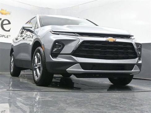 New 2026 Chevrolet Blazer LT w/ Convenience Package image 3