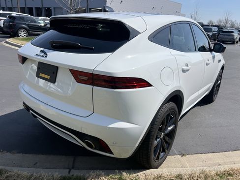 Used 2024 Jaguar E-PACE R-Dynamic SE image 7