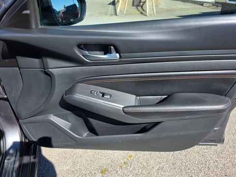 Used 2021 Nissan Altima 2.5 SR image 24