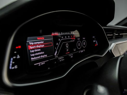 Used 2023 Audi RS 6 w/ Black Optic Package AWD/4WD image 40