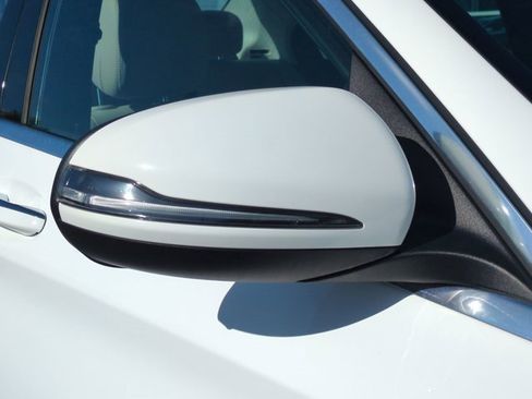 Used 2021 Mercedes-Benz C 300 4MATIC Sedan image 13