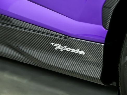 Used 2023 Lamborghini Urus Performante image 12