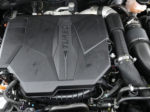 Used 2024 Hyundai Santa Fe SEL image 39