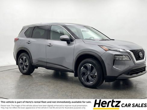 Used 2025 Nissan Rogue SV AWD/4WD image 1