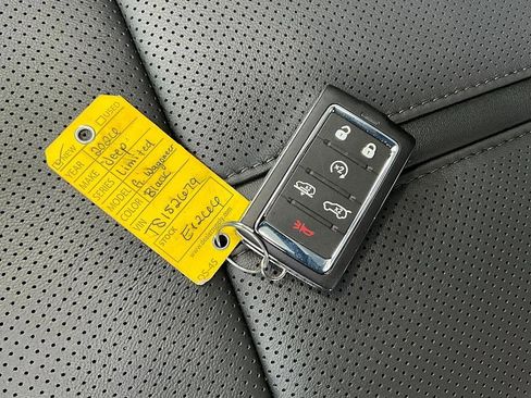 New 2026 Jeep Grand Wagoneer L Limited image 39