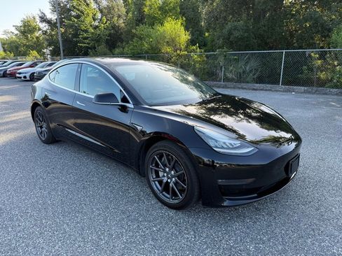 Used 2018 Tesla Model 3 RWD image 3