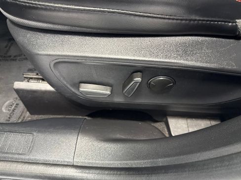 Used 2024 Ford Escape ST-Line AWD/4WD image 19