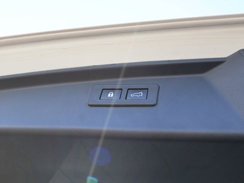 Used 2023 Subaru Outback Limited image 20