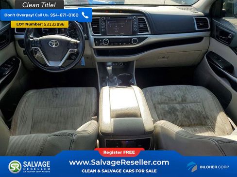 Used 2019 Toyota Highlander Plus FWD image 11