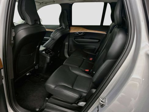Used 2023 Volvo XC90 B5 Plus AWD/4WD image 30