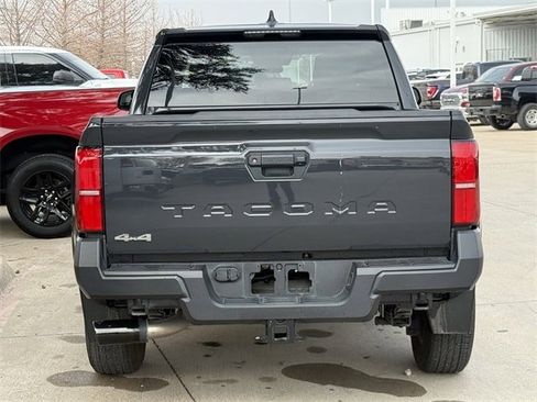 Used 2024 Toyota Tacoma SR image 5