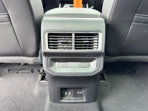 New 2025 Volkswagen Atlas Cross Sport SEL R-Line image 23