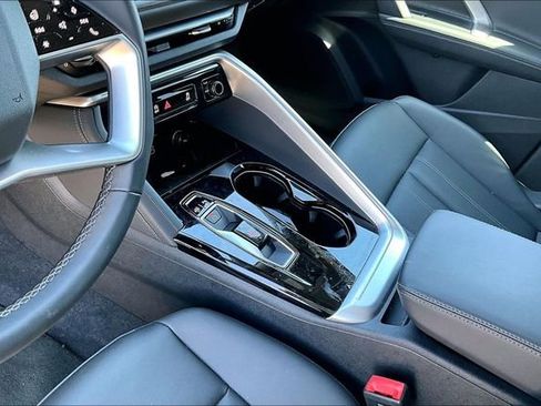 Used 2025 Audi Q5 Premium Plus w/ Premium Plus image 14