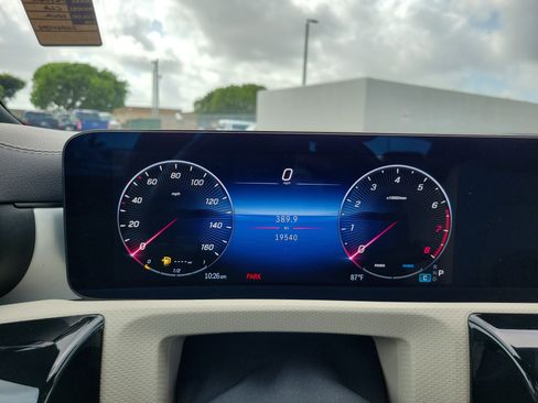 Used 2025 Mercedes-Benz CLA 250 image 30