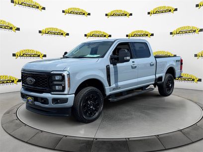 New 2025 Ford F250 Lariat w/ Black Appearance Package