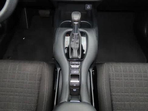 Used 2023 Honda HR-V LX image 21