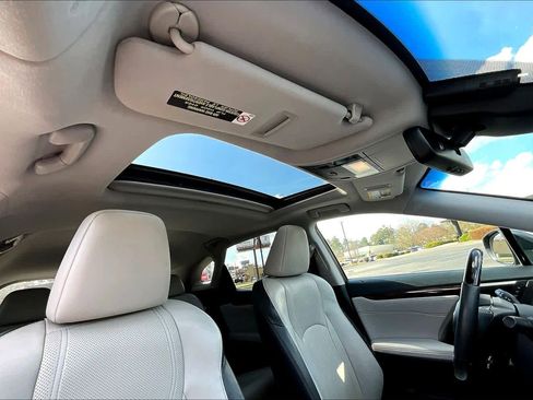 Used 2018 Lexus RX 350 FWD w/ Premium Package image 13