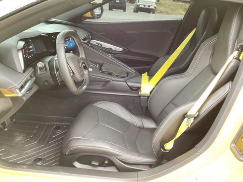 Used 2025 Chevrolet Corvette Z06 RWD image 7