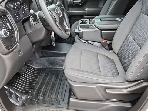Used 2021 GMC Sierra 1500 2WD Crew Cab w/ Sierra Value Package image 31