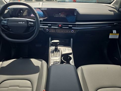 New 2026 Kia Sportage SX FWD image 15