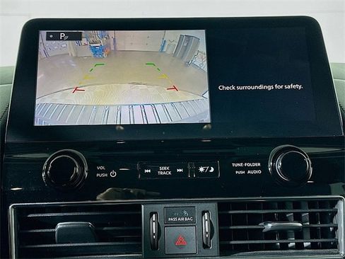 Used 2024 Nissan Armada SV image 19