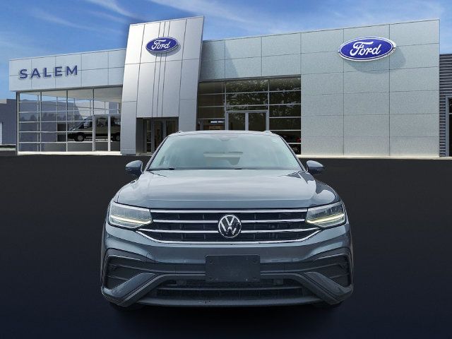 Used 2024 Volkswagen Tiguan SE AWD/4WD image 7