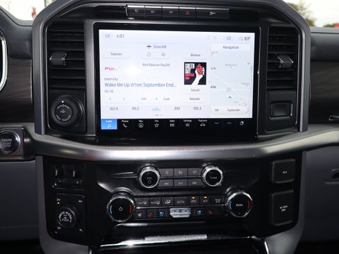 Used 2024 Ford F150 Lariat w/ Tow/Haul Package image 18