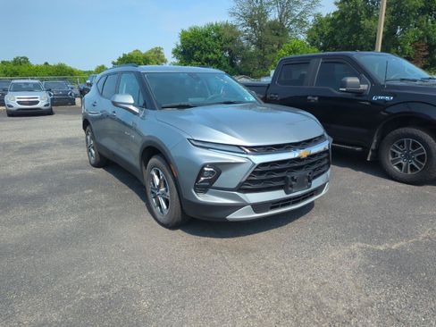 Used 2023 Chevrolet Blazer LT w/ Convenience Package AWD/4WD image 8