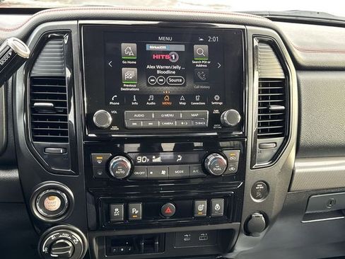 Used 2021 Nissan Titan PRO-4X w/ Pro-4x Convenience Package image 13
