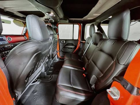 Used 2020 Jeep Wrangler Unlimited Rubicon AWD/4WD image 24