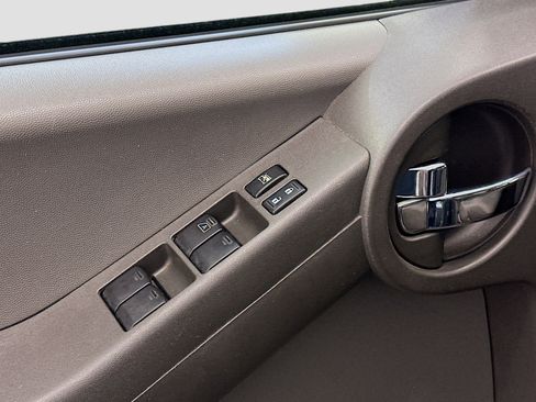 Used 2012 Nissan Xterra S w/ Value Package image 15