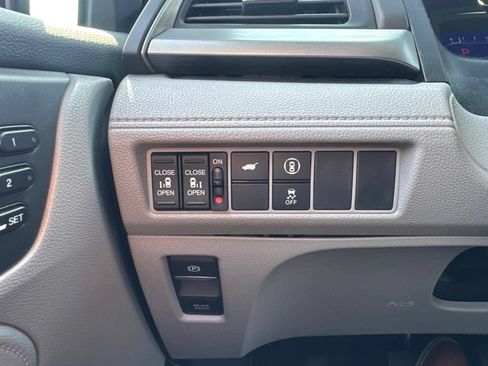 Used 2024 Honda Odyssey EX-L image 19