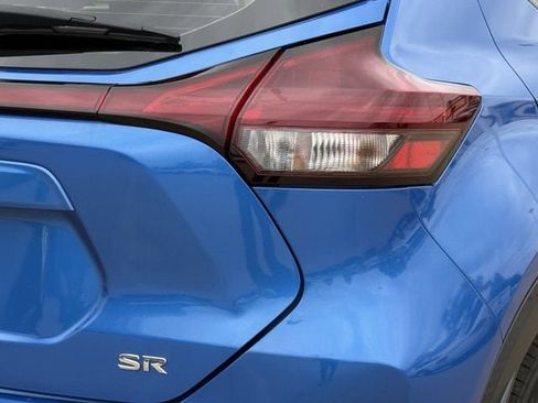 Used 2023 Nissan Kicks SR w/ SR Premium Package image 7