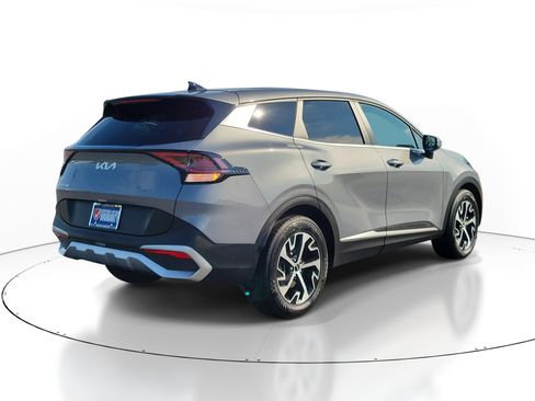 Used 2025 Kia Sportage EX FWD image 4