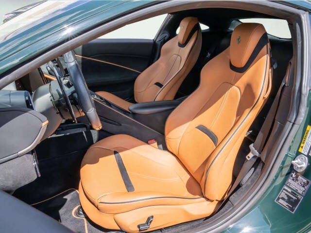 Used 2023 Ferrari Roma RWD image 22