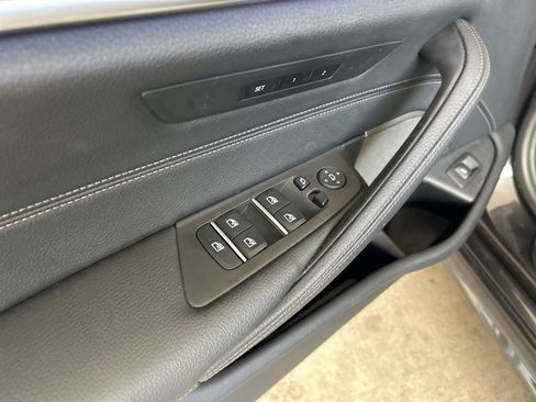 Used 2023 BMW 540i w/ M Sport Package RWD image 44