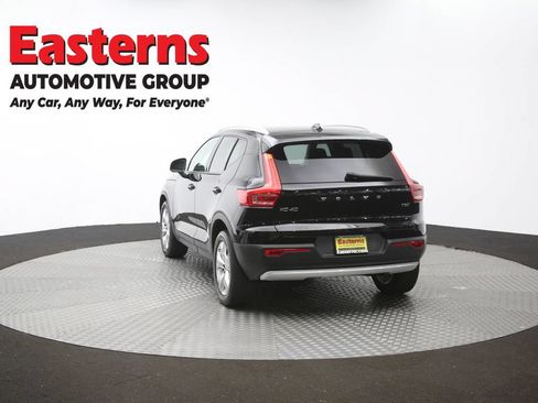 Used 2019 Volvo XC40 T5 Momentum AWD/4WD image 64