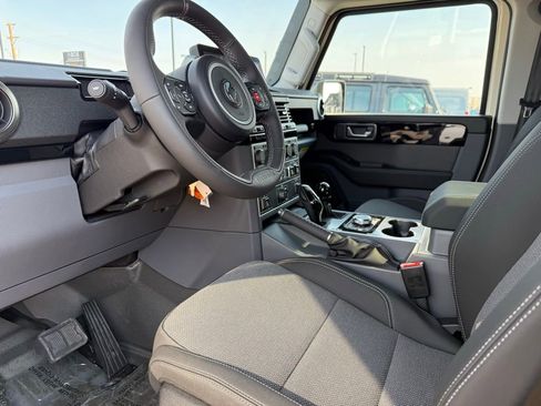 New 2025 INEOS Grenadier AWD/4WD image 12